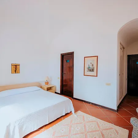 Villa White By Elite Capri