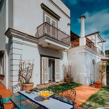 Villa White By Elite